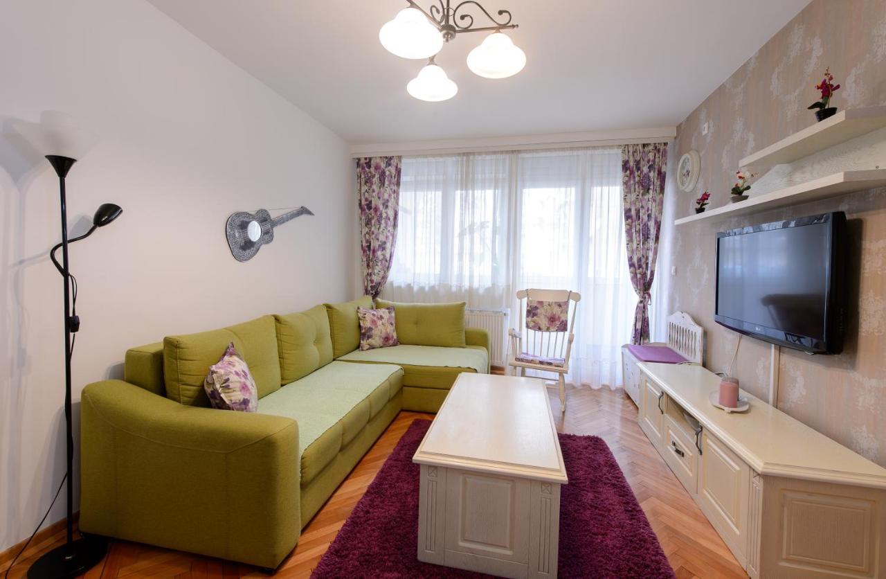 Apartman Centar Lux Valjevo Bagian luar foto
