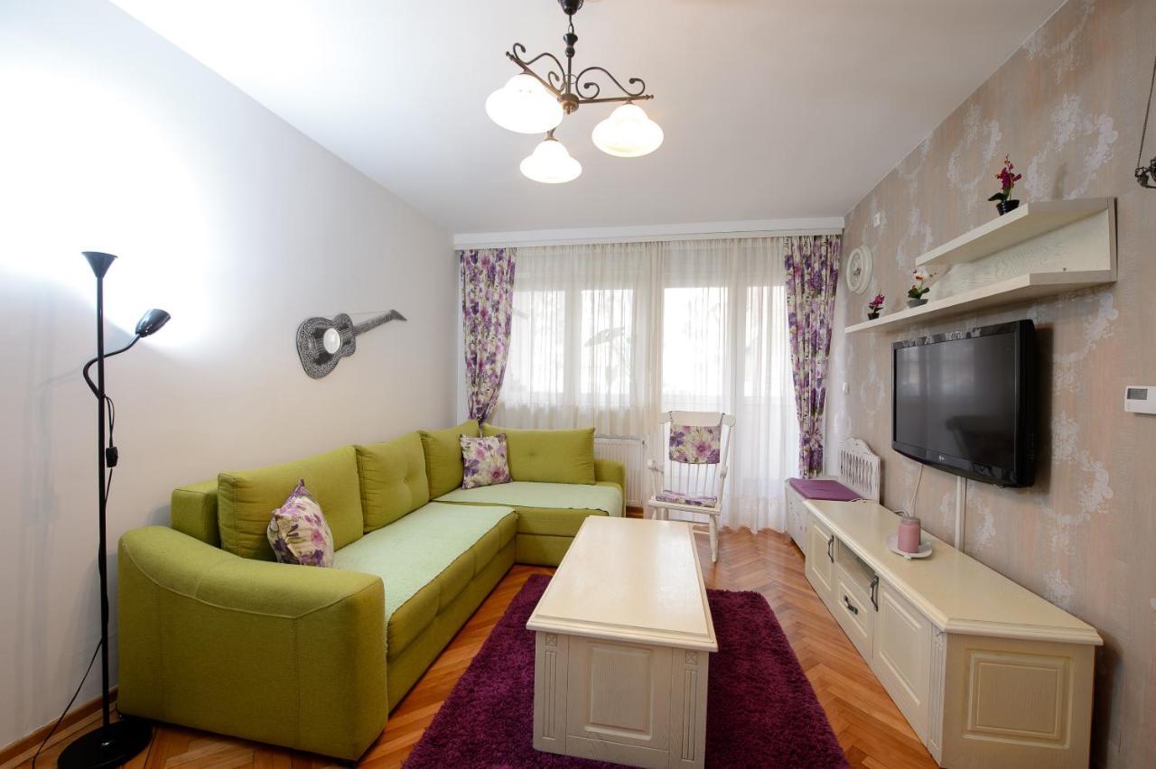 Apartman Centar Lux Valjevo Bagian luar foto