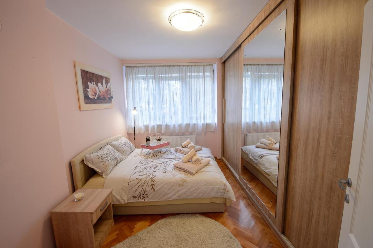 Apartman Centar Lux Valjevo Bagian luar foto